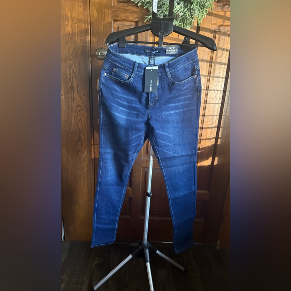 Fashion Nova Work That Booty Lifting Stretch Blue Jeans Size 13/14 Broken Zipper